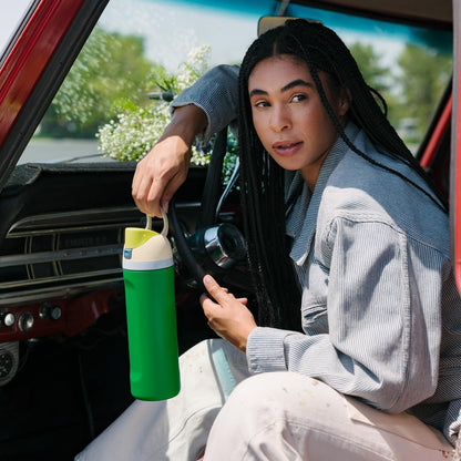 Owala FreeSip Insulated Stainless Steel Water Bottle with Straw, BPA-Free Sports Water Bottle, Great for Travel, 24 Oz, Shy Marshmallow