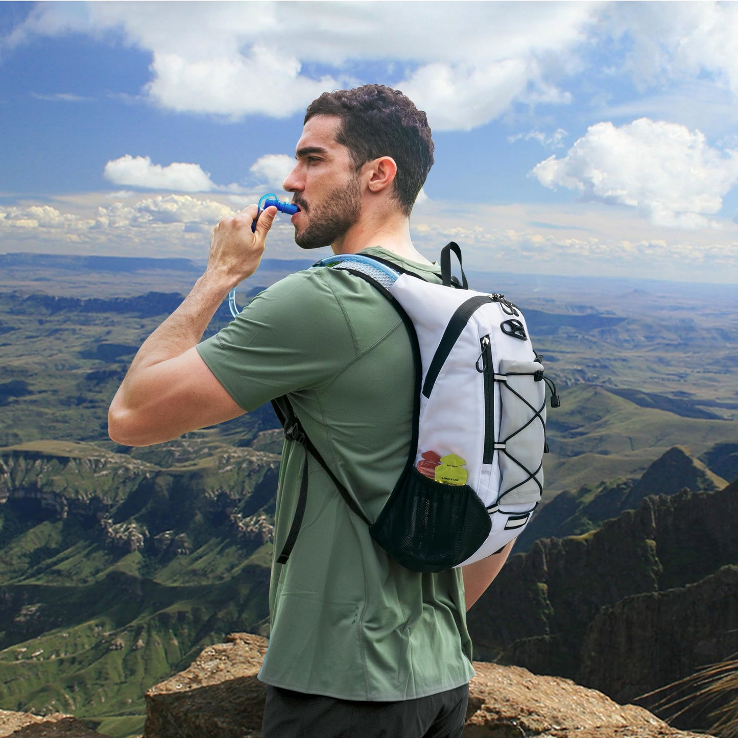 Lightweight Hydration Backpack, Running Backpack with 2L Water Bladder, Hydro Water Daypack for Cycling Hiking Rave for Men Women