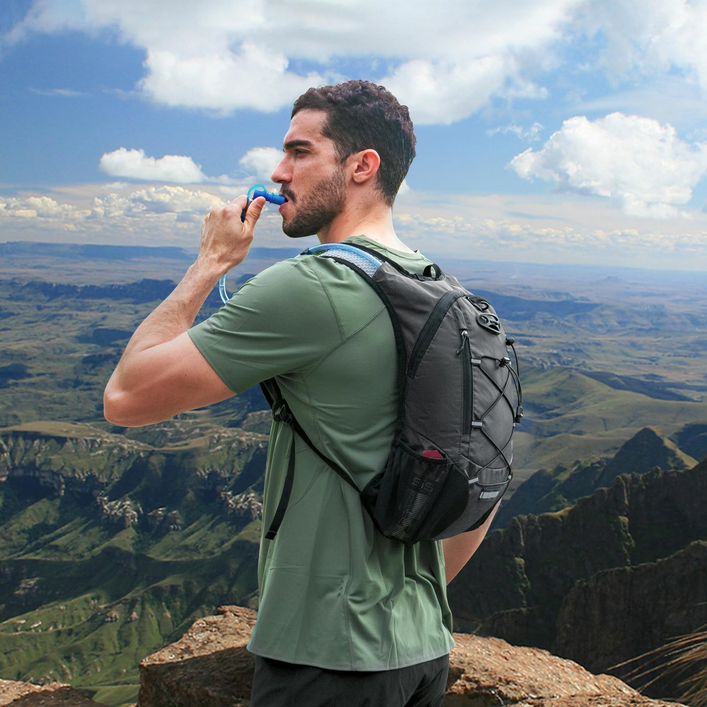 Lightweight Hydration Backpack, Running Backpack with 2L Water Bladder, Hydro Water Daypack for Cycling Hiking Rave for Men Women